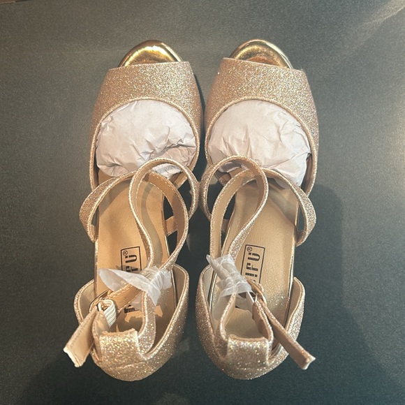 IDIFU Women's Platform Chunky High Heels - Picture 2 of 5